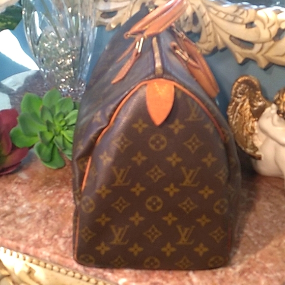 LOUIS Vuitton Speedy 40 In Excellent Condition - Picture 5 of 17